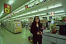 noriko-in-supermarket