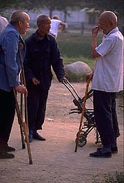 men-with-crutch