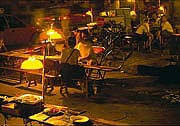xian-nigth-cafe