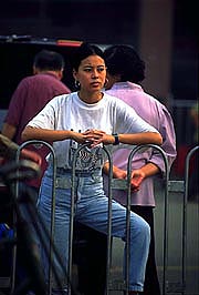 xian-waiting-girl