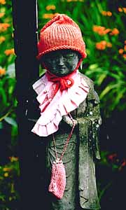 jizo-and-flowers