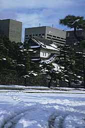 imperial-palace-otemachi