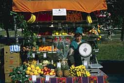 Fruits vendor in Moscow